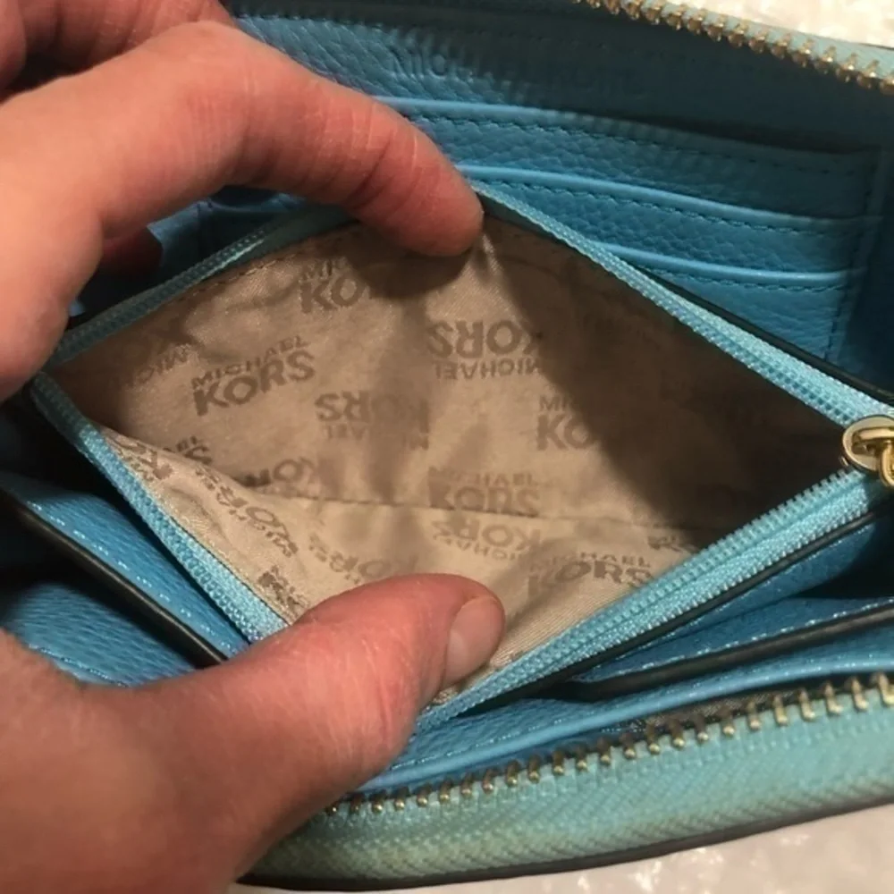 Michael kors blue leather clutch wristlet wallet bag